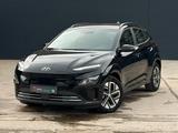 Hyundai KONA E Select SHZ LHZ ACC PDC CAM CarPlay Navi - schwarze Hyundai KONA Elektro