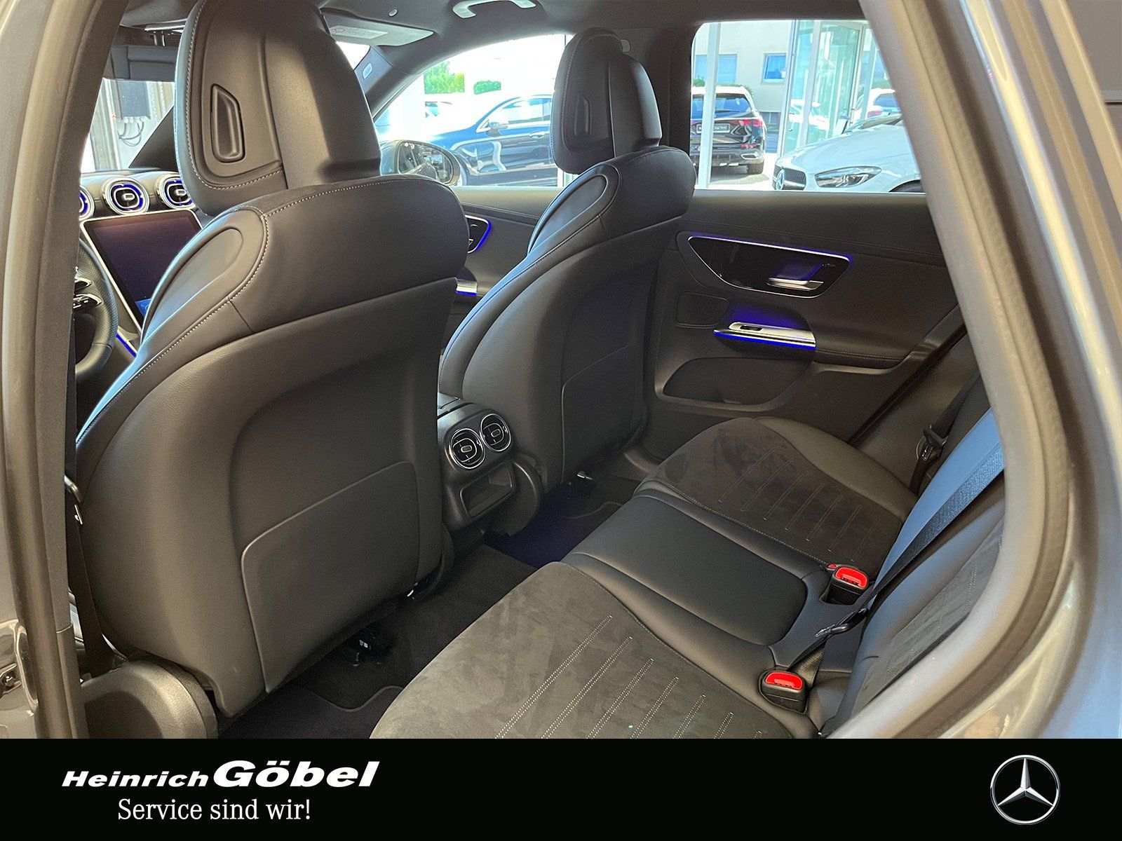 Fahrzeugabbildung Mercedes-Benz GLC 200 4M AMG+MEMORY+KAMERA+LED+CARPLAY+WINTERP