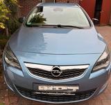 Opel Astra Sports Tourer 1,4 Turbo Innovation - Opel Astra aus 2010: Sports
