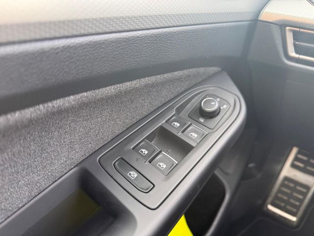 Golf 8 VIII Move 1.0 eTSI ACC RearView Navi