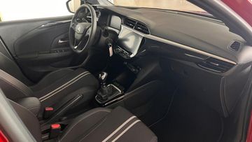 Fotografie 6 des Opel Corsa 1.2 Direct Injection Turbo GS