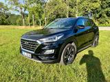 Hyundai TUCSON 2.0 CRDi Auto Style 4WD Style AHK