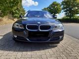 BMW 320i Touring - - BMW 320 aus 2009: Kombi, 320i