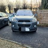Chevrolet Captiva 2.4 LT 2WD 7-Sitzer LT - Chevrolet Captiva von privat
