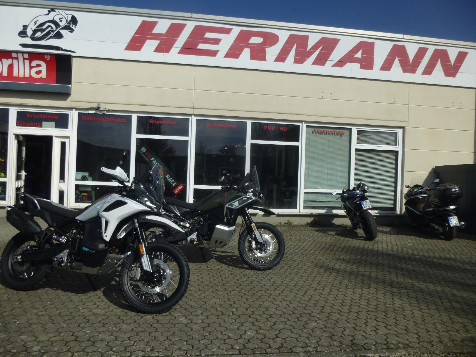 CFMOTO 1000 MT-X sofort verfügbar