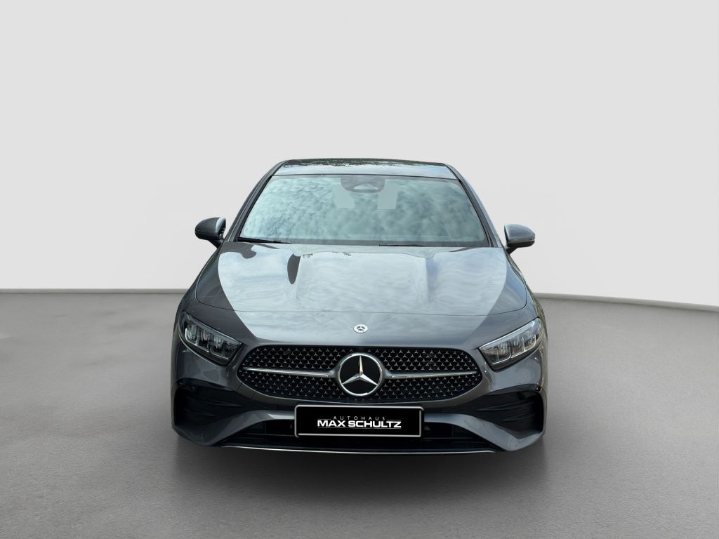 Fahrzeugabbildung Mercedes-Benz A 180 Kompaktlimousine AMG*PANO-SD*LED*DAB*K-GO*