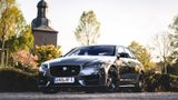 Jaguar XF 25t 250PS BlackPack, HEADUP, 8-fach bereift ´ - Jaguar: 8