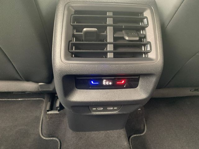 Tiguan 1.5 eHybrid DSG R-LINE AHK+NAVI+KAMERA+