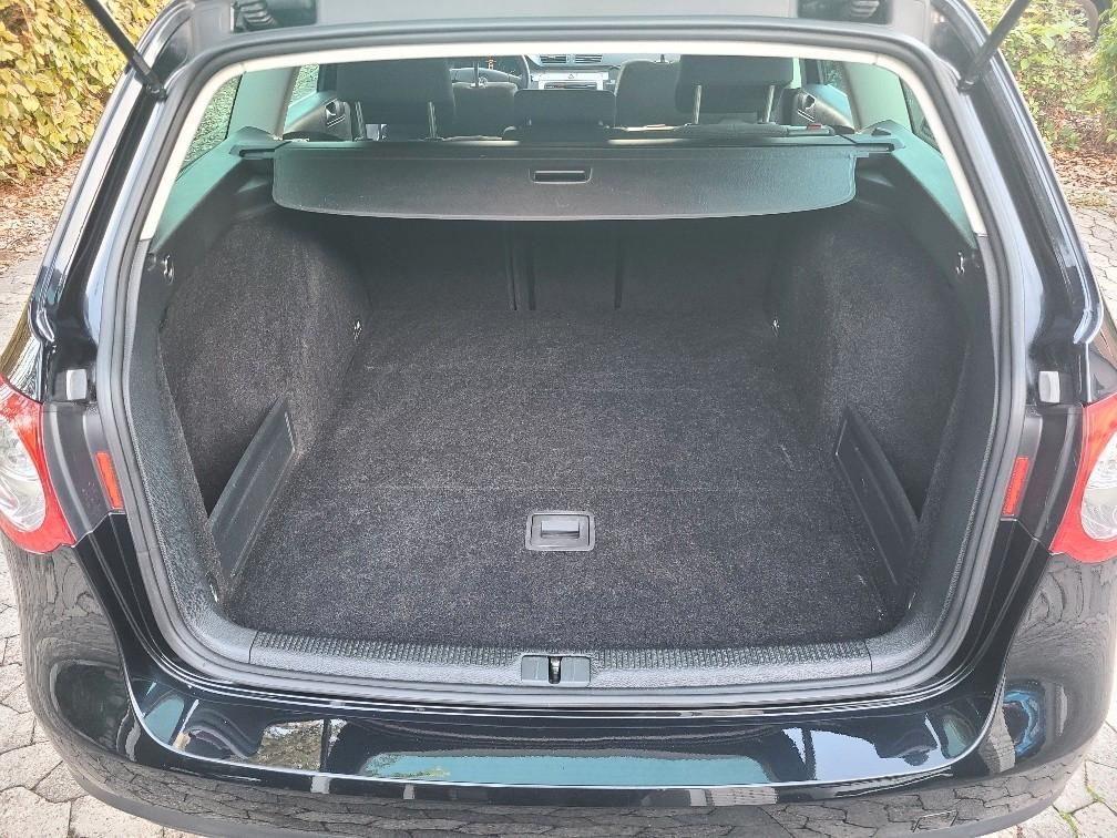 Volkswagen Passat 2009 — photo 6