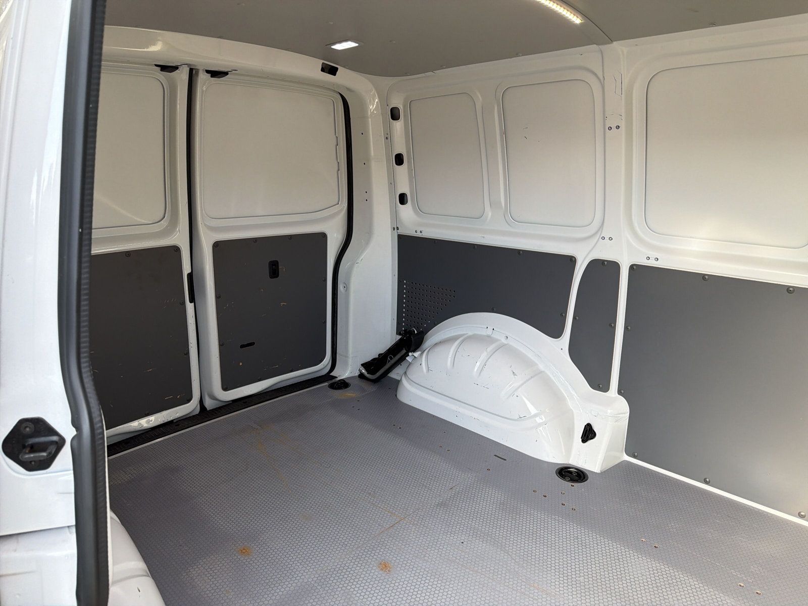 T6.1 Transporter Kasten Tdi KR Klima LED AZV EPC