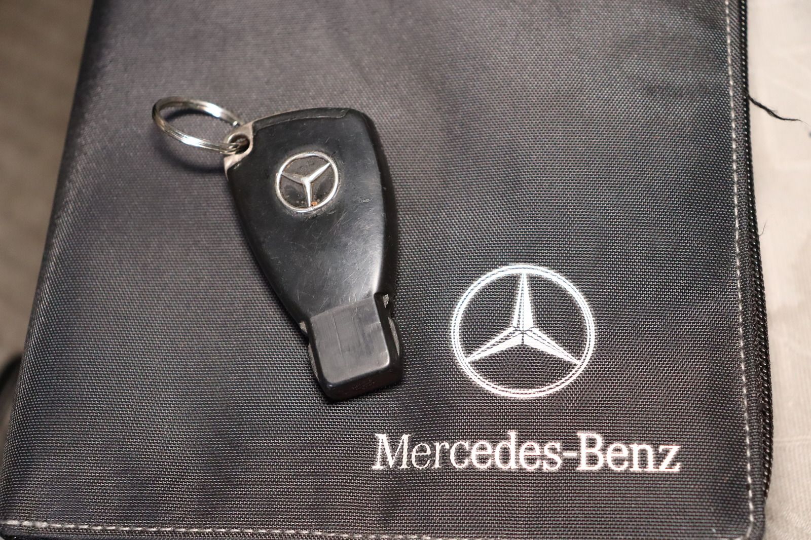 Fahrzeugabbildung Mercedes-Benz C 220 CDI T ELEGANCE