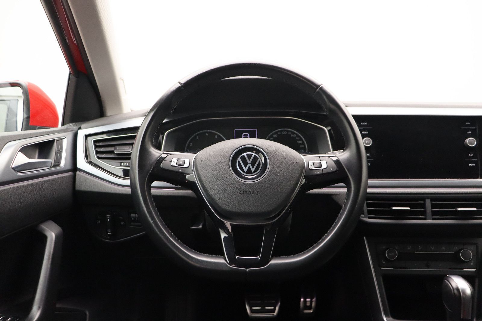 Fahrzeugabbildung Volkswagen Polo VI 1.0 TSI DSG Active