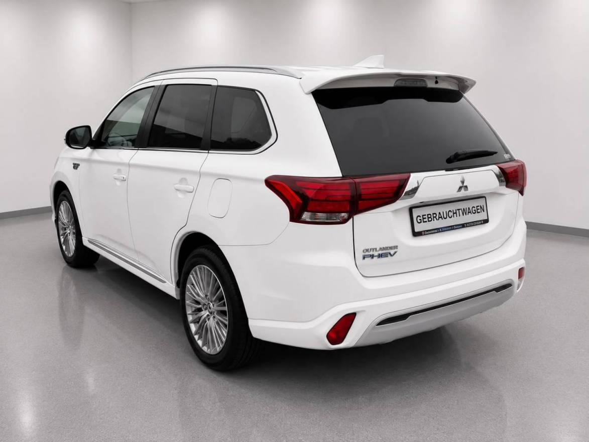 Mitsubishi Plug-In Hybrid Outlander 2.4'Basis'