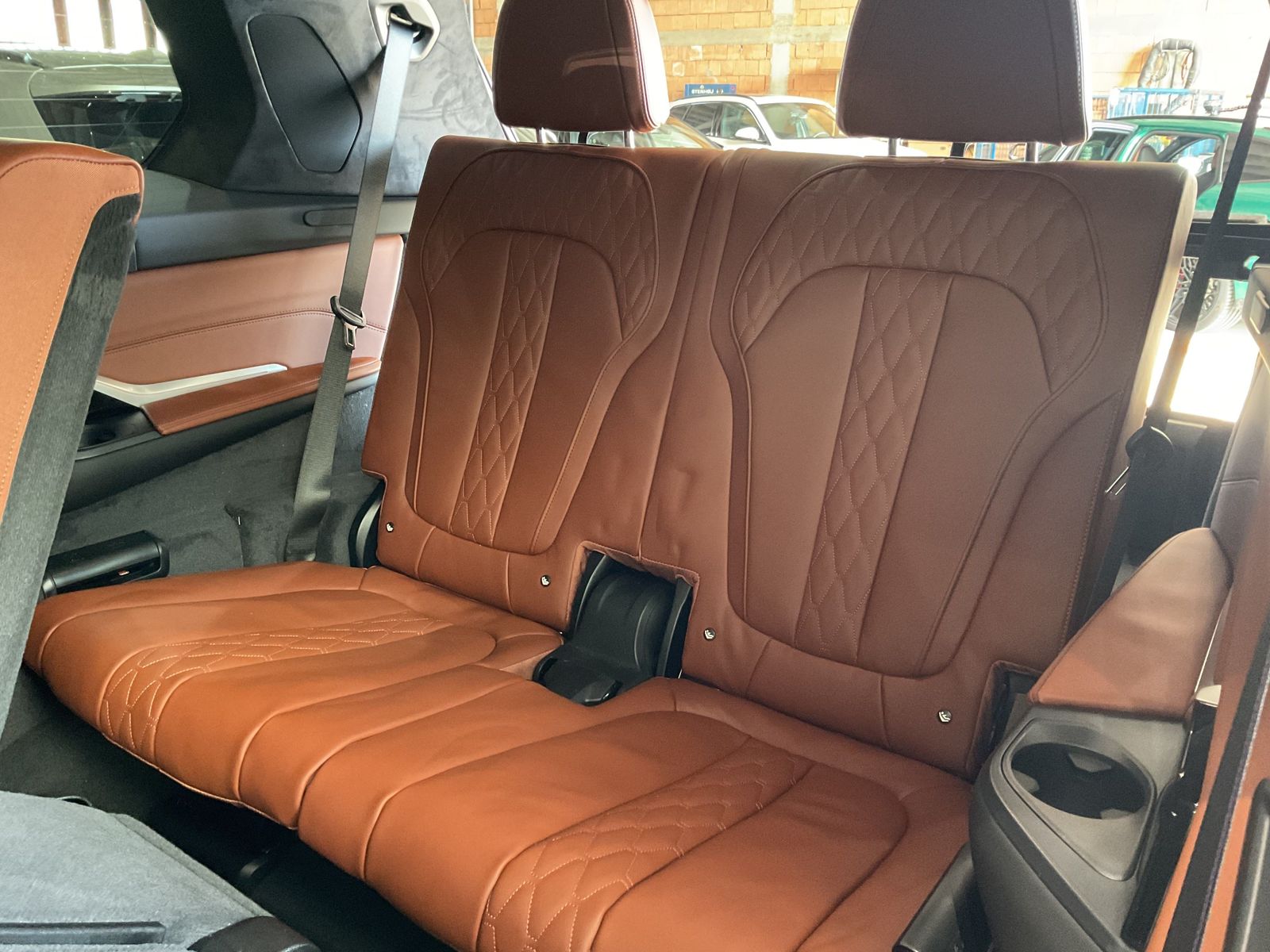 Fahrzeugabbildung BMW X7 xDrive40d Sitzbelüftung, H&K Hifi, AHK DAB