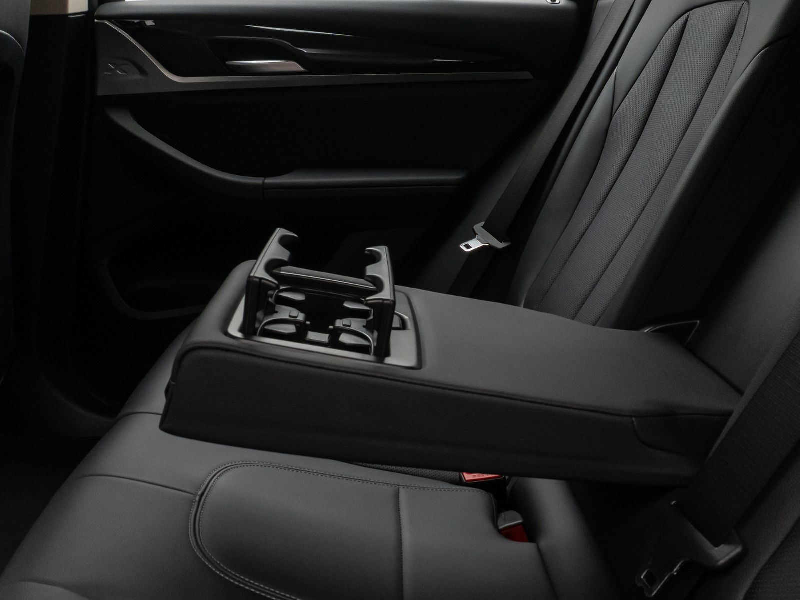 Fahrzeugabbildung BMW X3 xD20d Kamera DAB Leder Lenkradheizg Sport LED
