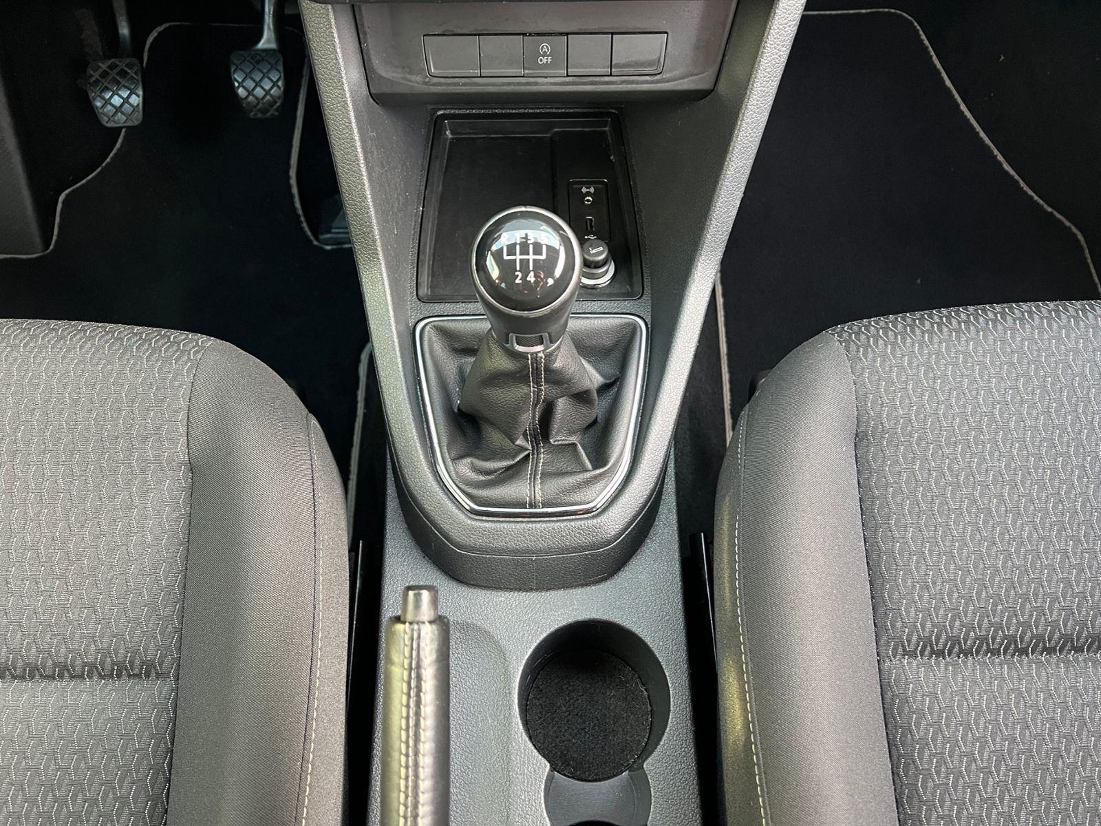 Fahrzeugabbildung Volkswagen Caddy Generation Four 2.0 TDI *Bi-Xenon, Navi, T