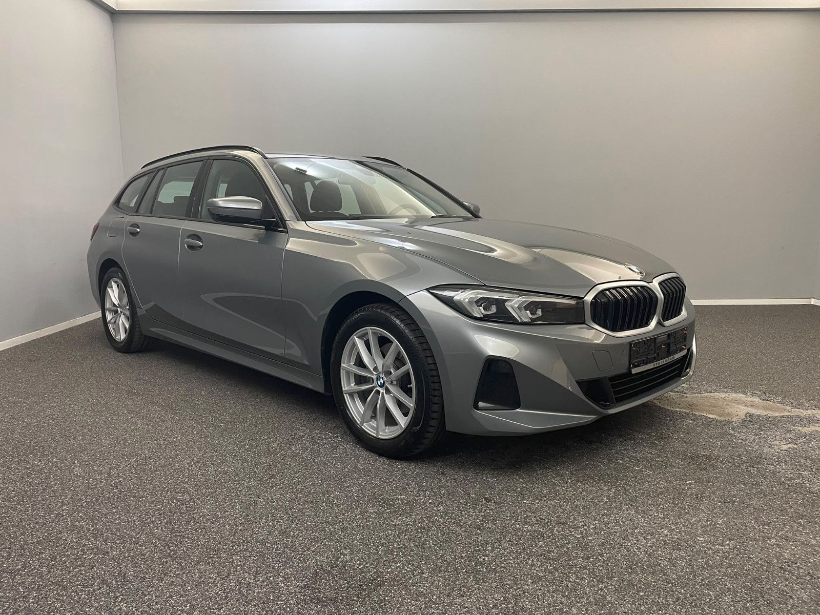 BMW 320d T xDrive Shadow-Line WIDE*LED*CARPLAY*TOP imagem 3