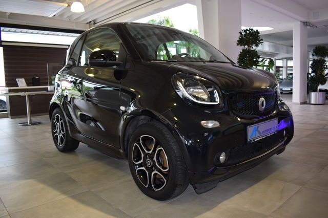 Smart fortwo Coupe*PANO*LEDER*BT*electric drive/EQ