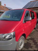 Volkswagen VW Bus T5 Camper langer Radstand - rote Volkswagen T5 Transporter