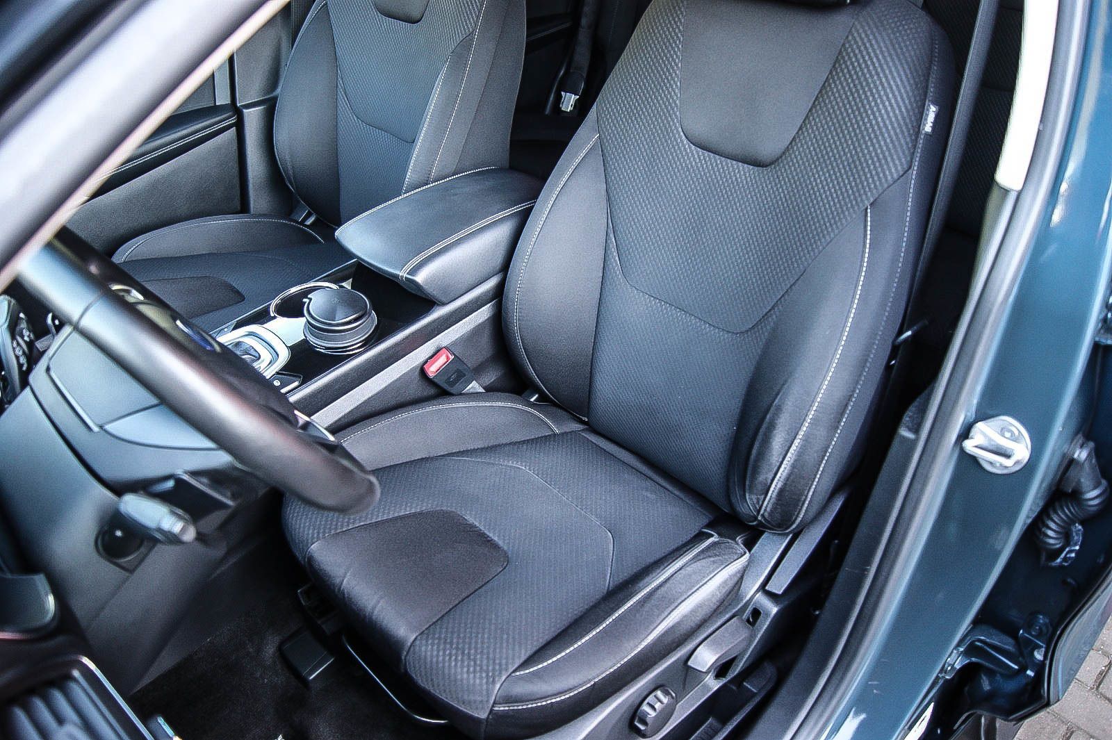 Fahrzeugabbildung Ford Edge 2.0TDCi Bi-Turbo 4x4 LED KAMERA ACC 1.HAND