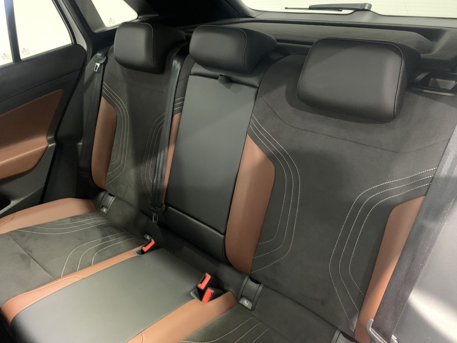 Fahrzeugabbildung Volkswagen ID.4 Pro Performance*WP*Pano*AHK*LED-Matrix*