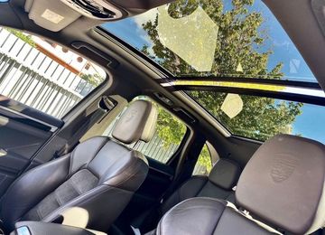 Porsche Cayenne - 9