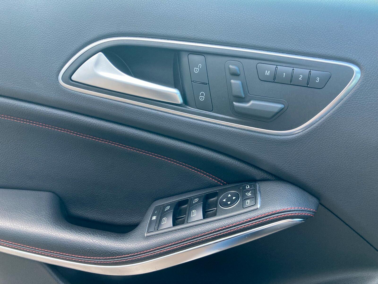 Mercedes-Benz A 250 AMG Line *COMAND*Pano*Distr*HarmanKardon®*