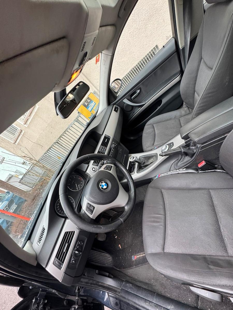 BMW 320, 2006