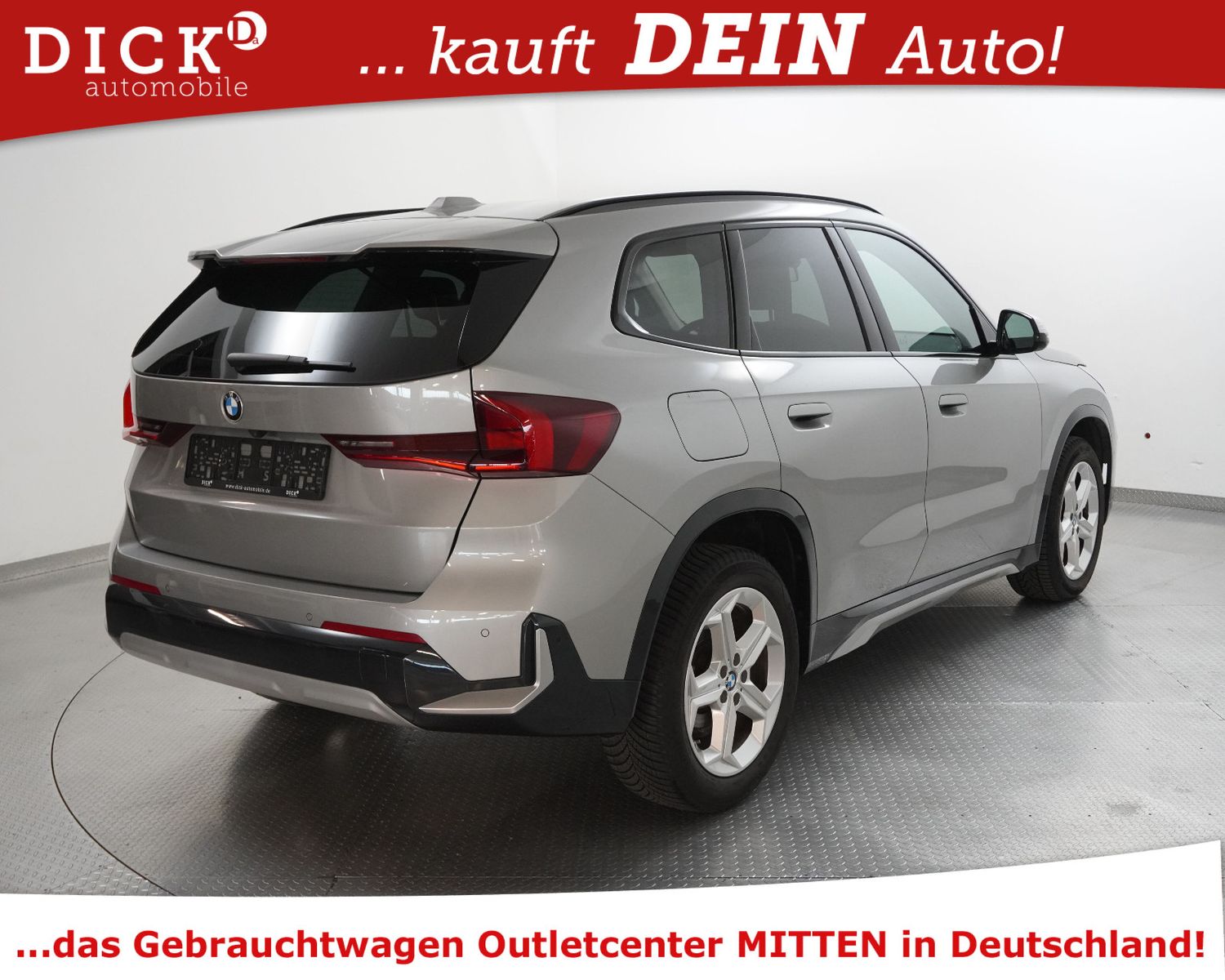 Fahrzeugabbildung BMW X1 20i sDr DKG xLine SHADO+LEDER+NAV+VIRTU+KAM+M