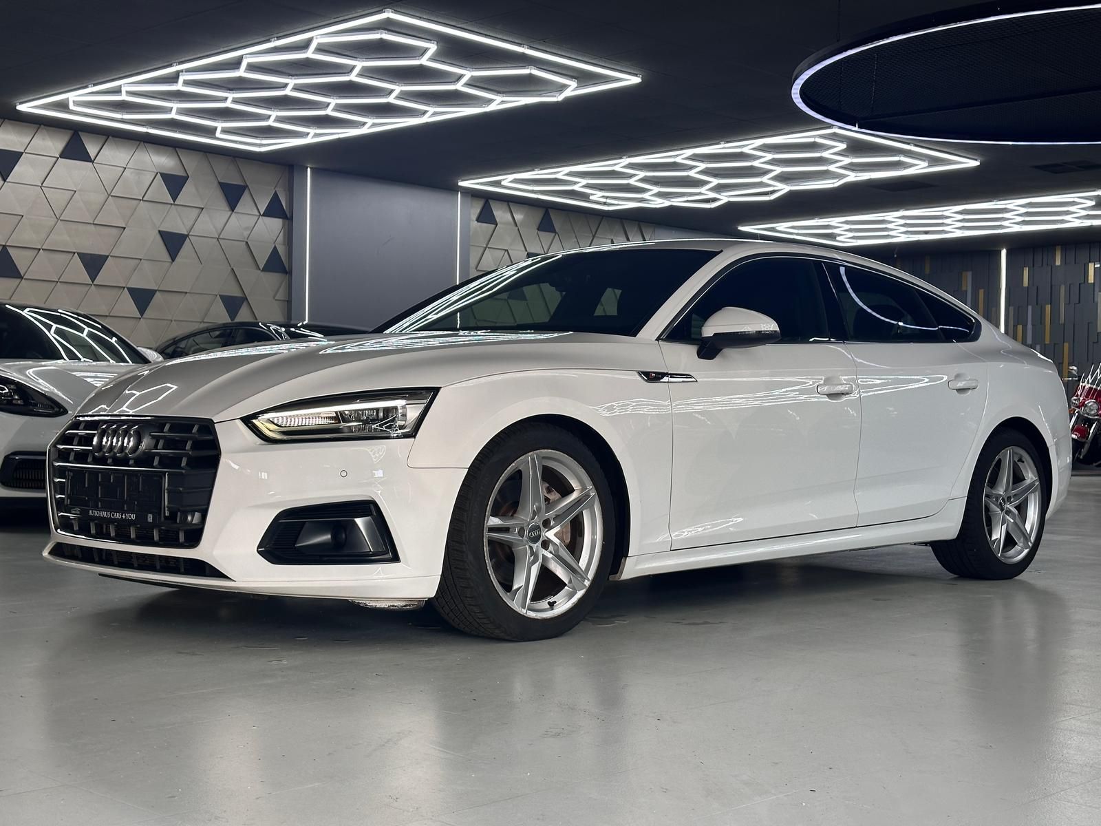 AUDI A5 sport 2.0 TDI S LINE/NAVI/CAM/SHZ/ALCANTARA