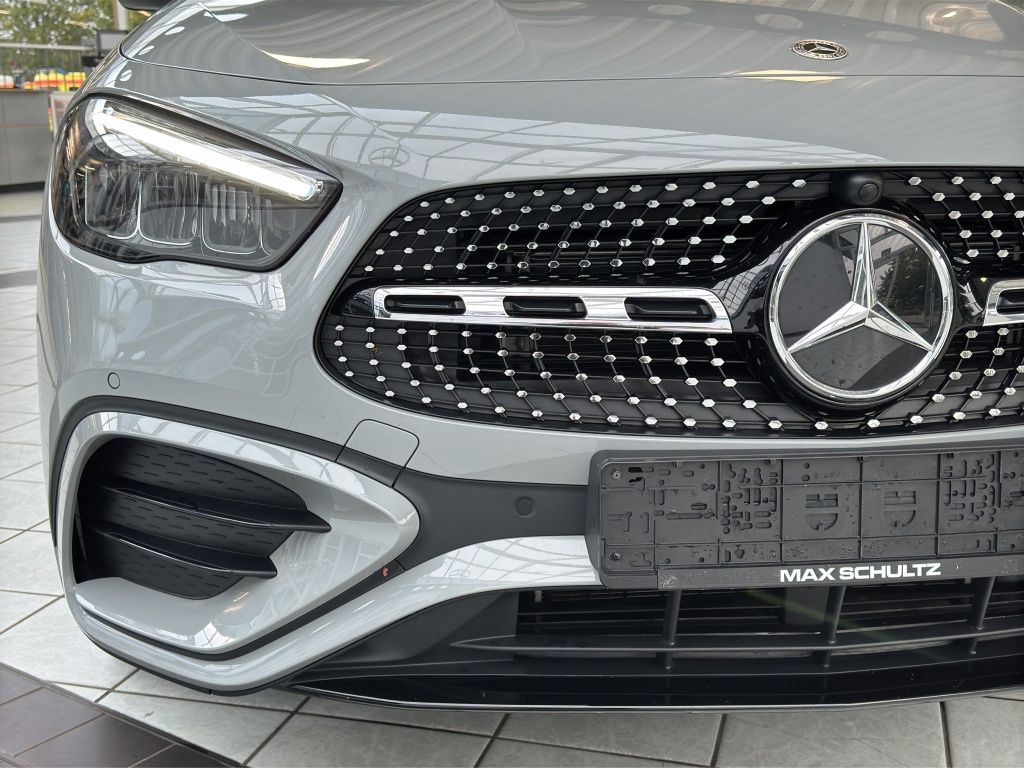 Fahrzeugabbildung Mercedes-Benz GLA 200 AMG Line*NightPaket*Kamera*el.Heckklappe