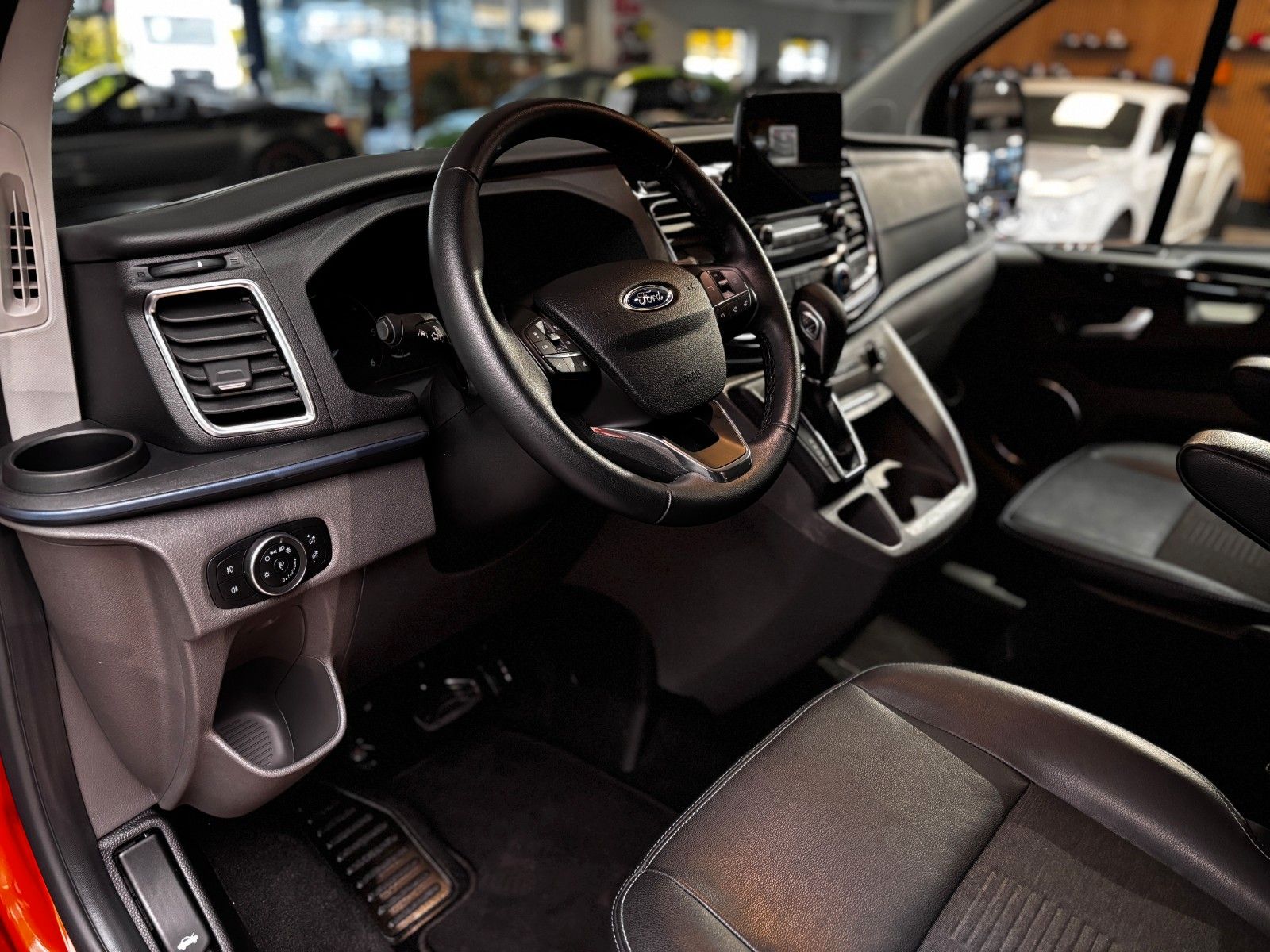 Ford Tourneo Custom 320 L1  Active*Bi-Xenon*Navi*ACC foto 14