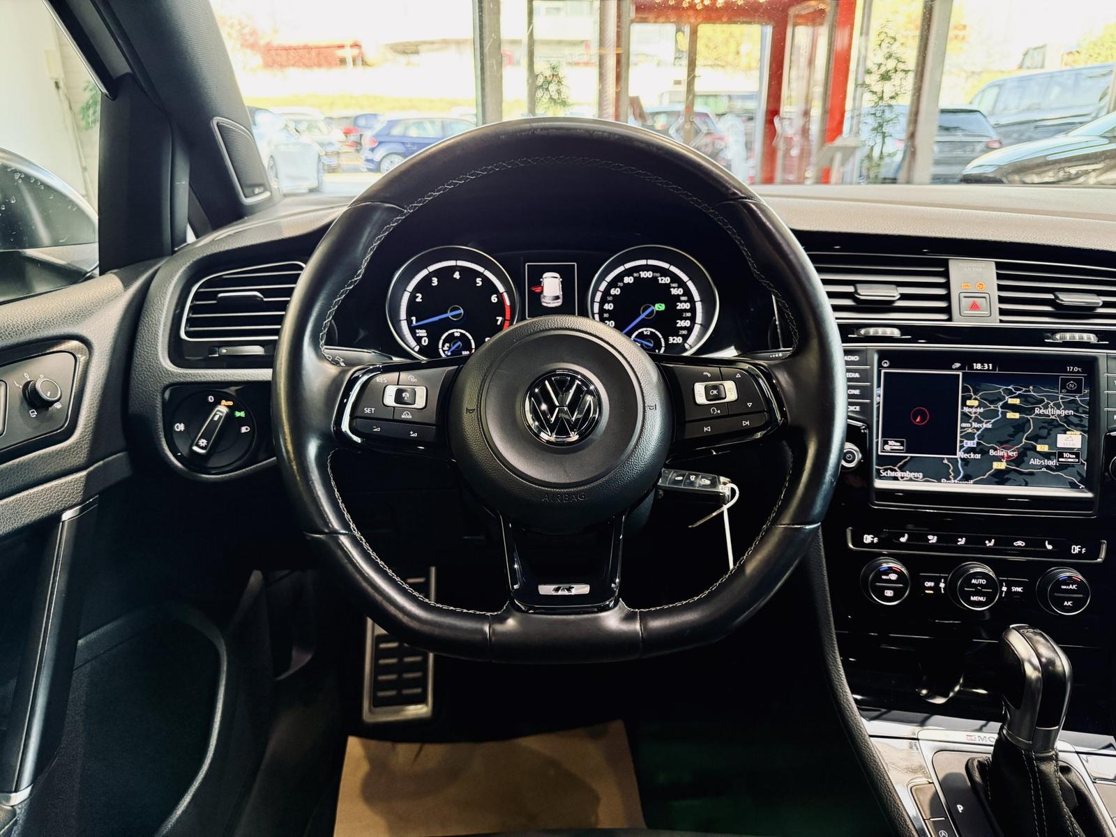 Volkswagen Golf VII R 4Motion|PANO|KAMERA|ACC|SPUR*