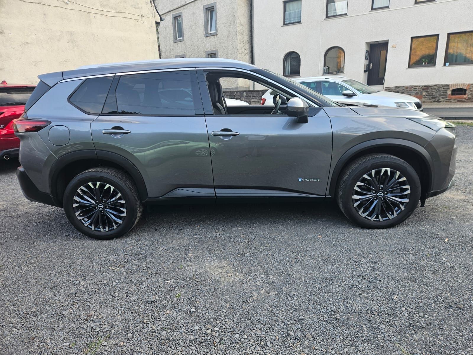 Nissan X-Trail e-Power e-4orce N-Connecta imagem 2