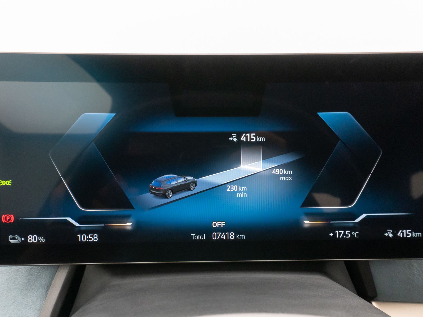 Fahrzeugabbildung BMW iX xD50 Panorama 360°Laser DAB H/K AHK Sport 22"