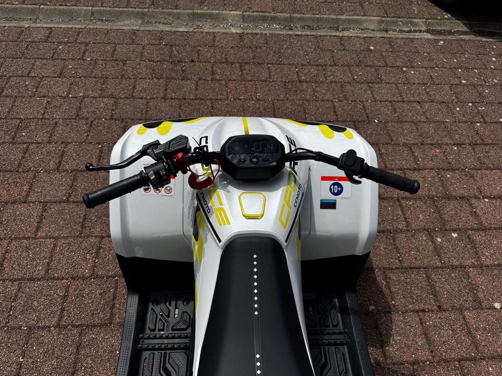 Fahrzeugabbildung CFMOTO CFMOTO CFORCE EV 110 KINDERQUAD