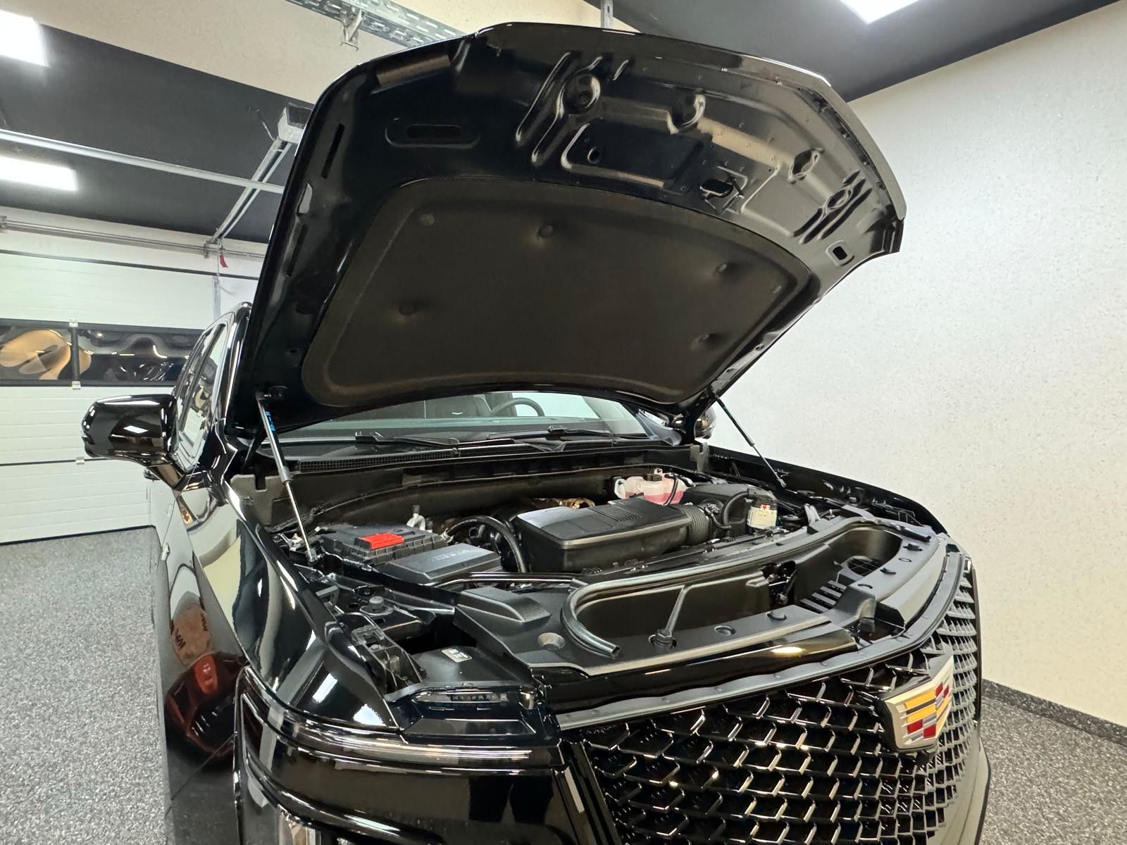 Fahrzeugabbildung Cadillac 2026 ESCALADE SPORT PLATINUM 6.2 V8-HUD-NIGHT V