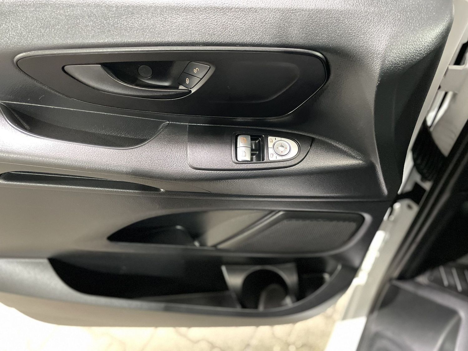 Fahrzeugabbildung Mercedes-Benz Vito 114 CDI lang #LED#Klima#Tempomat