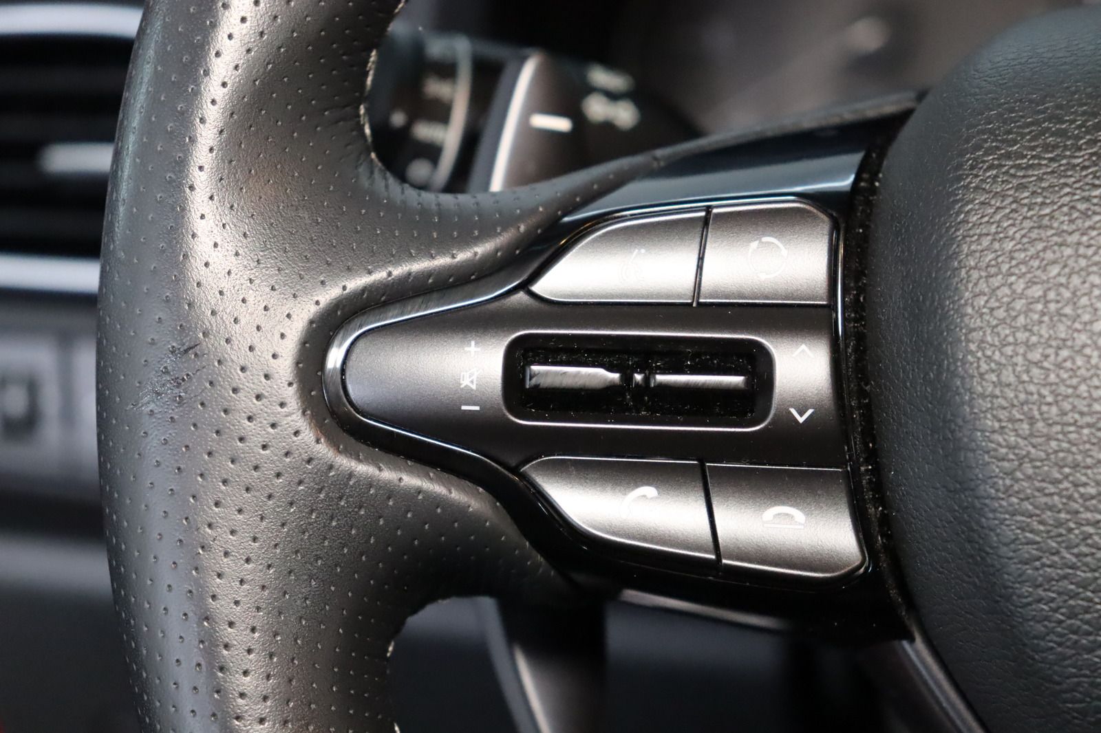 Fahrzeugabbildung Hyundai i30 1.4 T-GDI N-Line * 1. Hand Werksgarantie bis