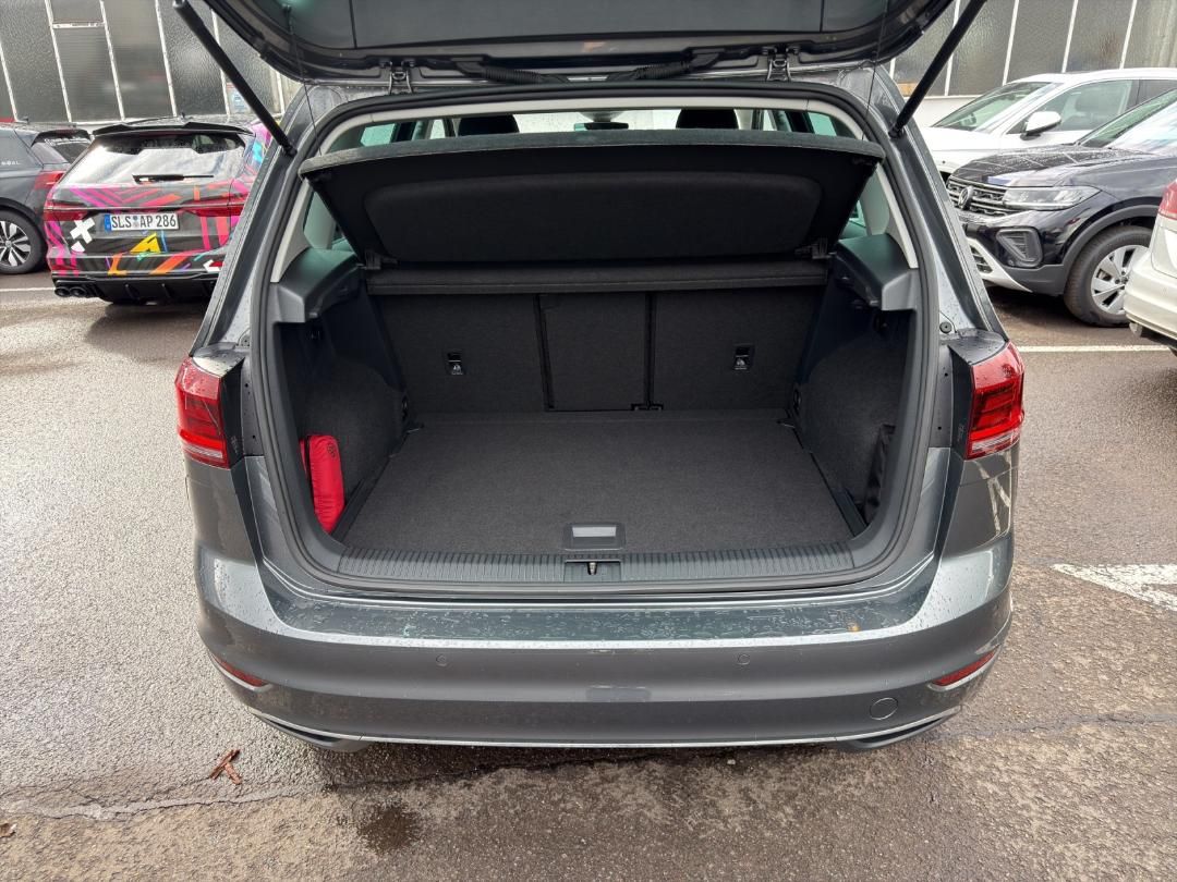 Fahrzeugabbildung Volkswagen Golf Sportsvan IQ.DRIVE IQ-DRIVE 1.5 TSI,ACC,SH,