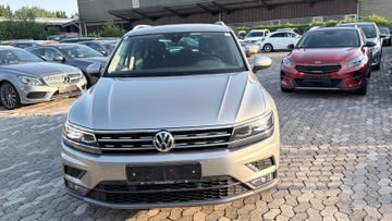 Volkswagen Tiguan - 2