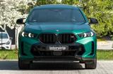 BMW X6 M60i DR.ASS.PRO.360°.PANORAMA.LED.H/K.22" - mit Benzin-Antrieb: Geländewagen, Automatik
