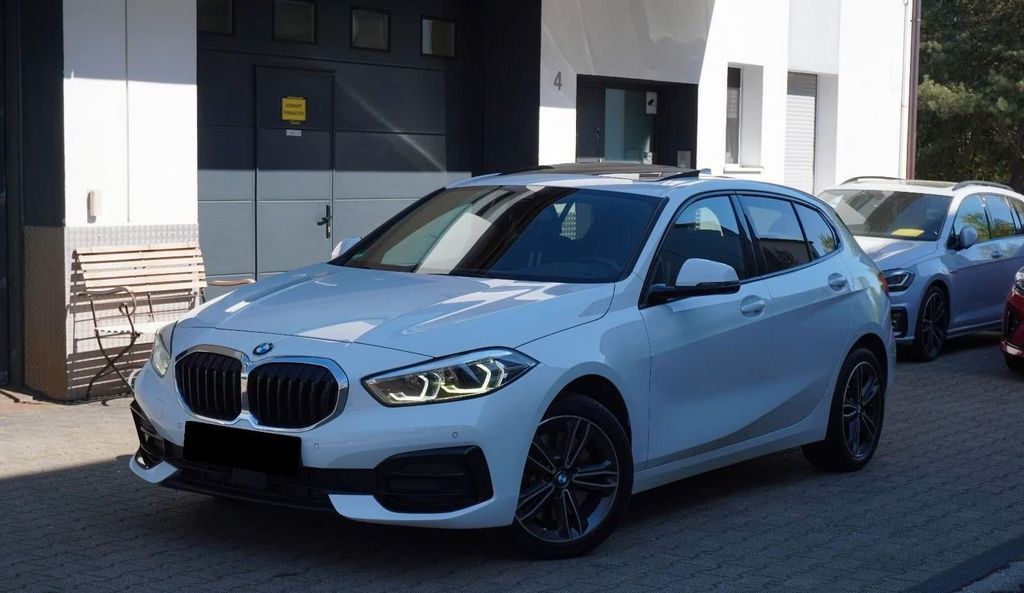 Image of BMW 120