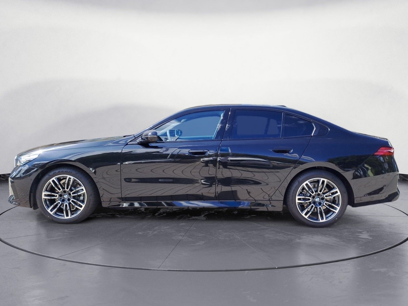 BMW 520d Limousine AHK Standheizung M-Sport Travel foto 4