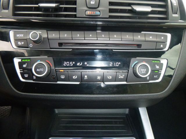 Fahrzeugabbildung BMW 230i Cabrio Sport Line>Sport AUT/Sport-Line/LED<