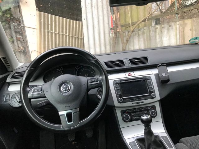 Volkswagen VW Passat 2.0