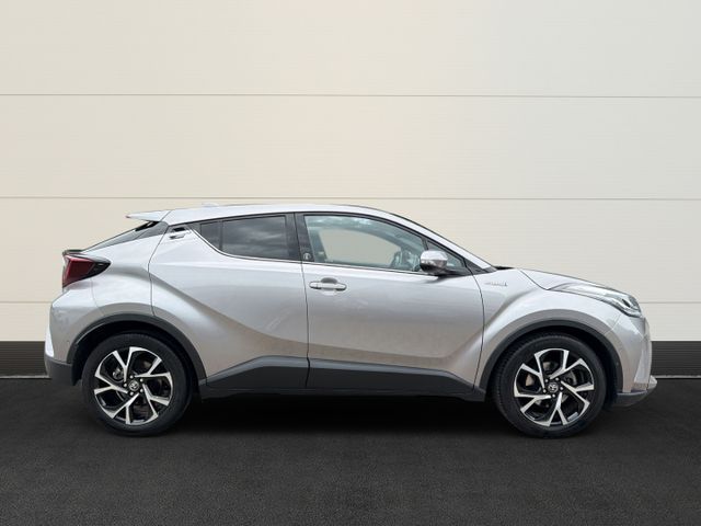 Toyota C-HR Hybrid Team D
