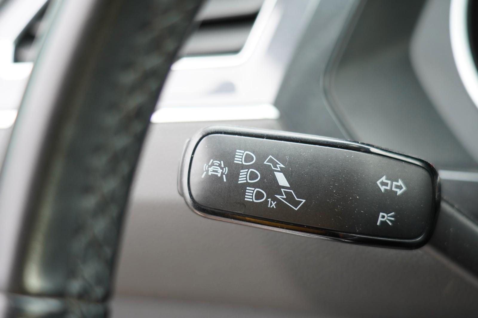 Volkswagen Tiguan Allspace 7-Sitzer MIT 3 JAHREN GARANTIE