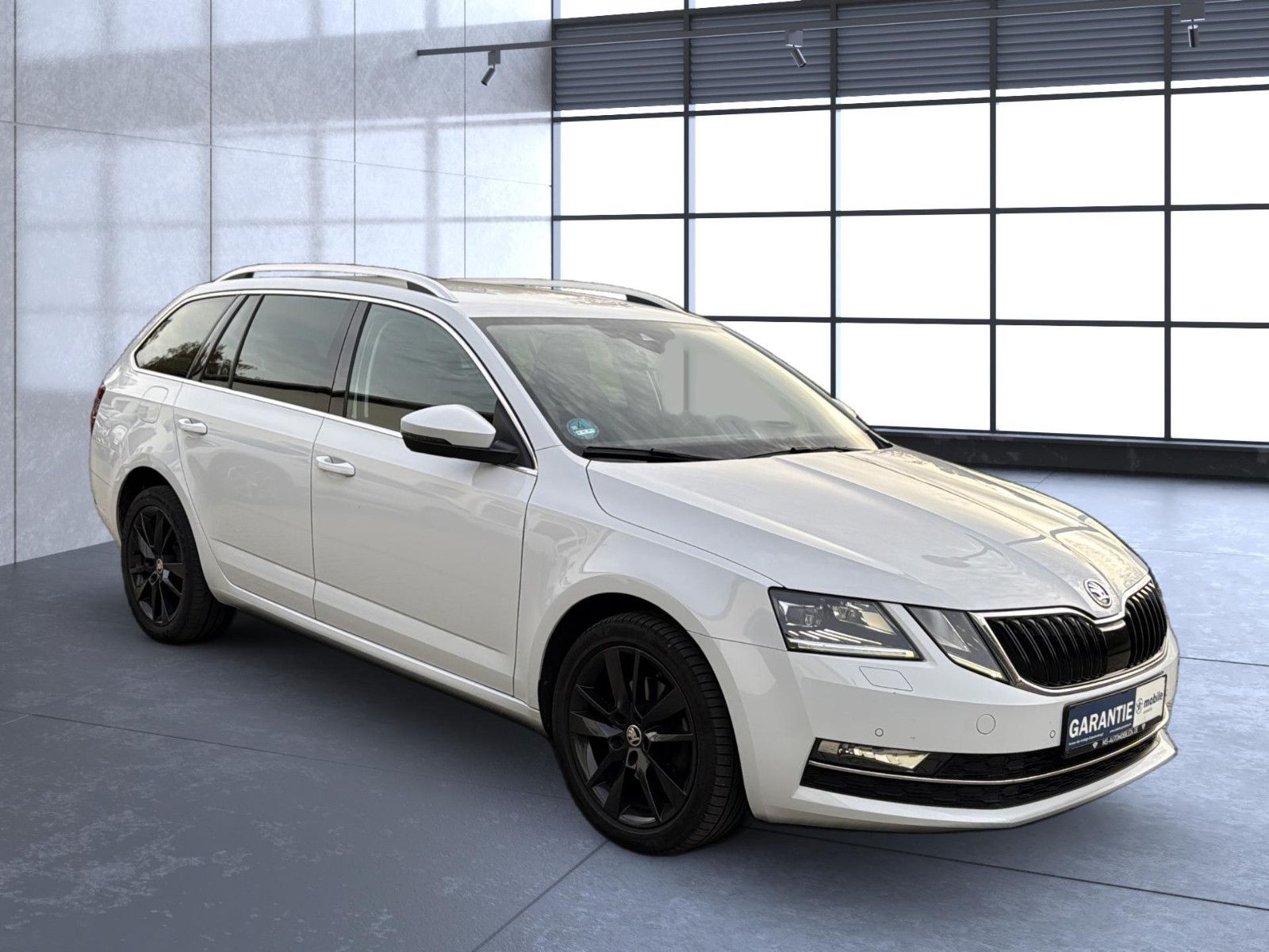 Fahrzeugabbildung SKODA Octavia Combi Style / AHK / unfallfrei / Top !!