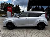 Kia e-Soul Spirit (64kWh) Leder SHZ GD Navi HUD - Kia Soul: Leder